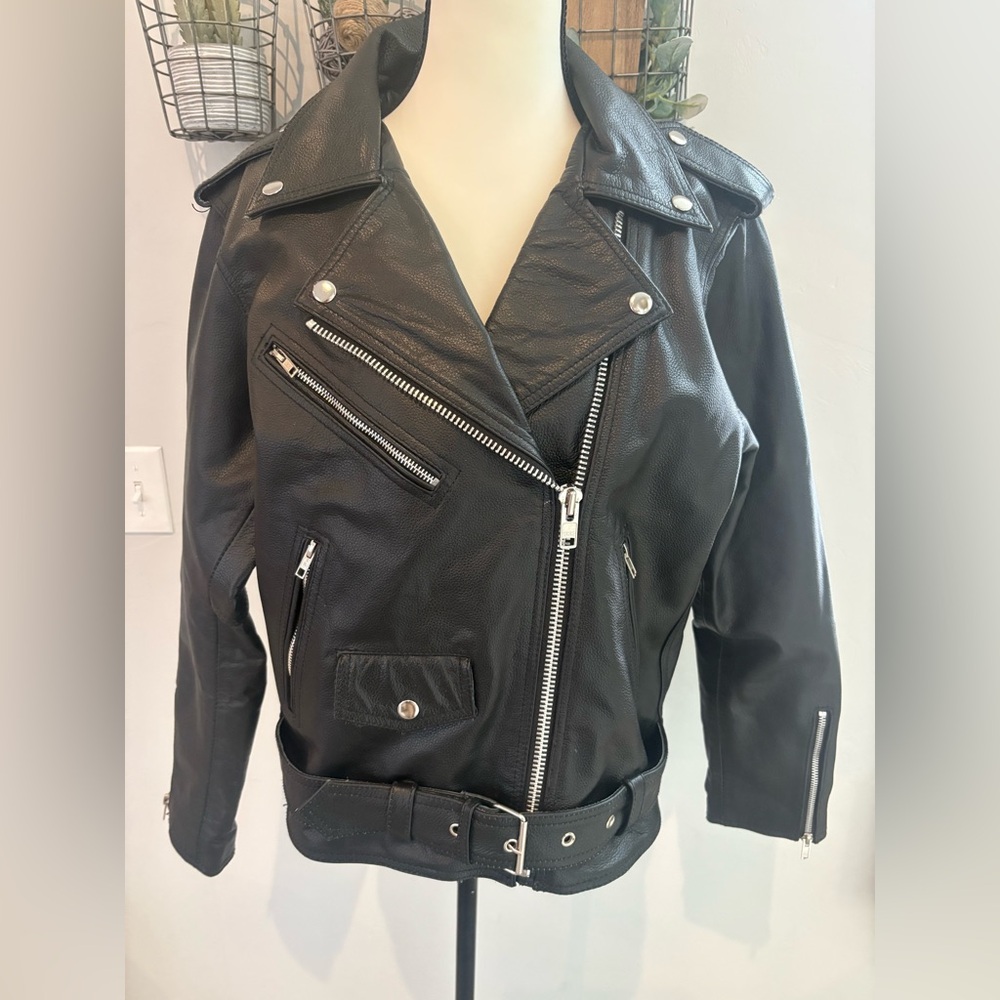 NWOT! 100% Leather Jacket!